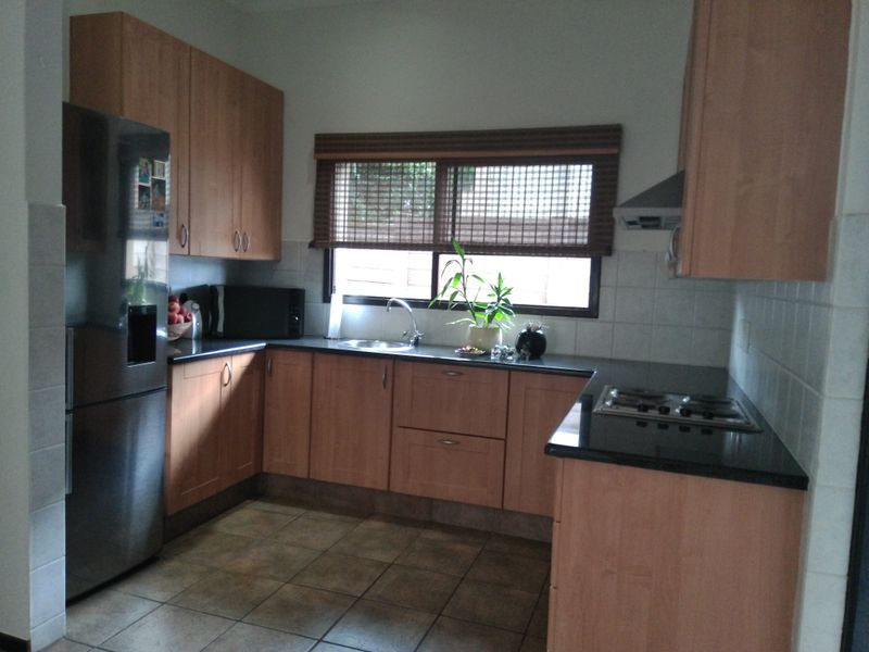 Charming Dam House for Sale! - Photo 4