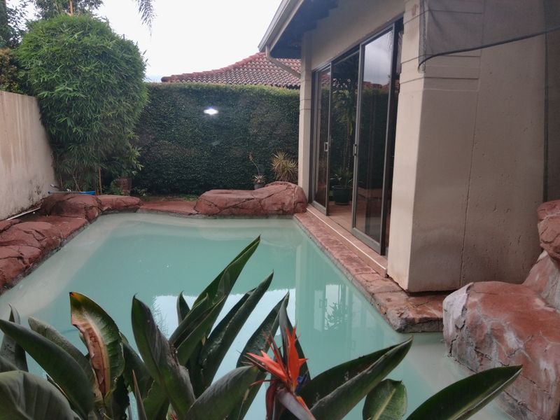 Charming Dam House for Sale! - Photo 10