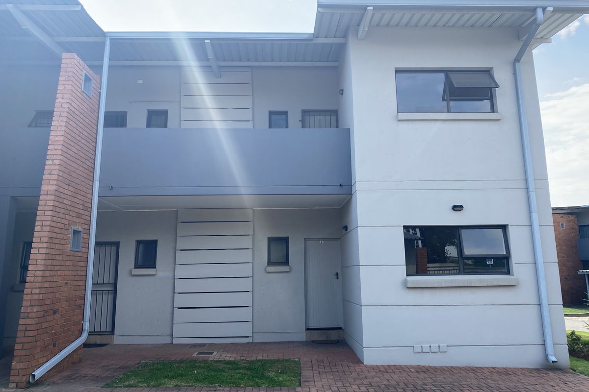 2 Bedroom Apartment in Rynfield - Photo 4