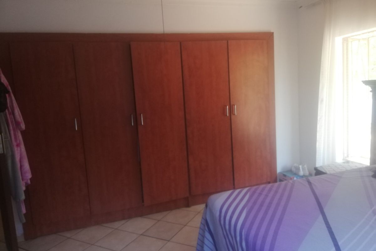 3-Bedroom Family Home for Sale - Photo 5