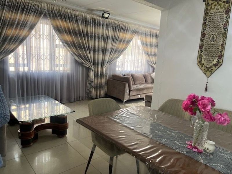 House For Sale In Secunda - Photo 2