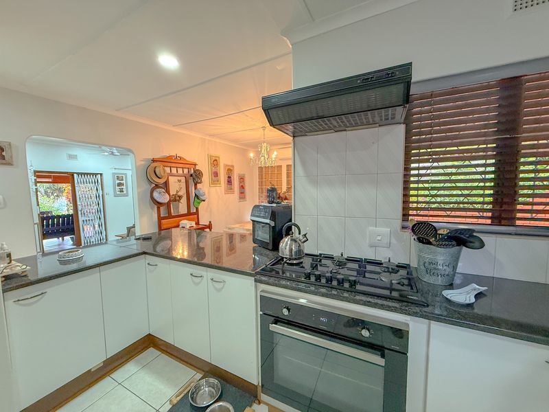 Exclusive Kildare Residence with Flat, Pool & Unmatched Privacy - Photo 8