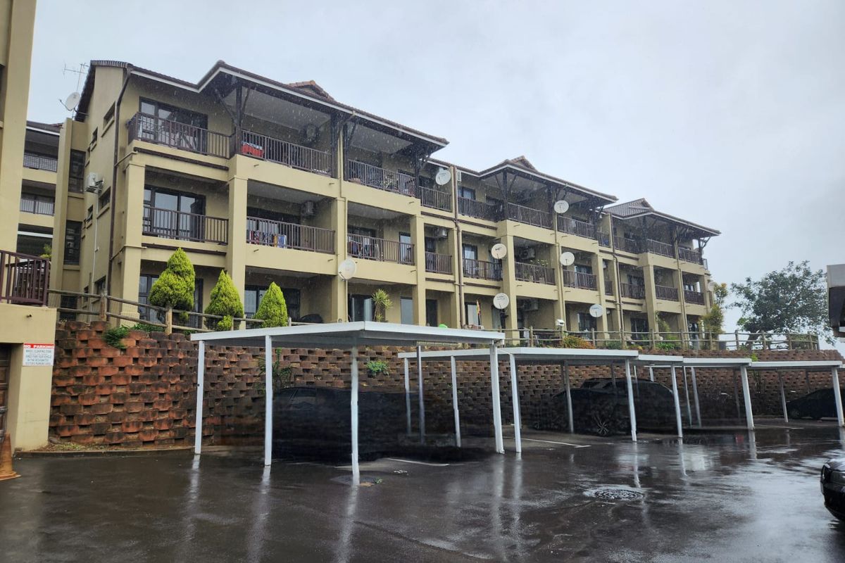 Modern and Affordable Unit – Ideal for Students, Young Professionals, or First-Time home owners - Photo 2