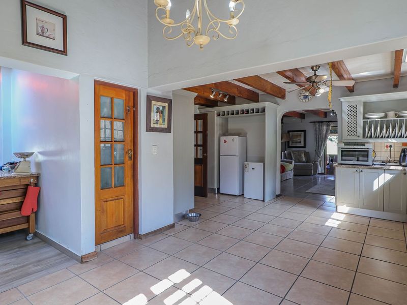 Need space to live and run a business from home? This versatile smallholding has it all!! - Photo 8