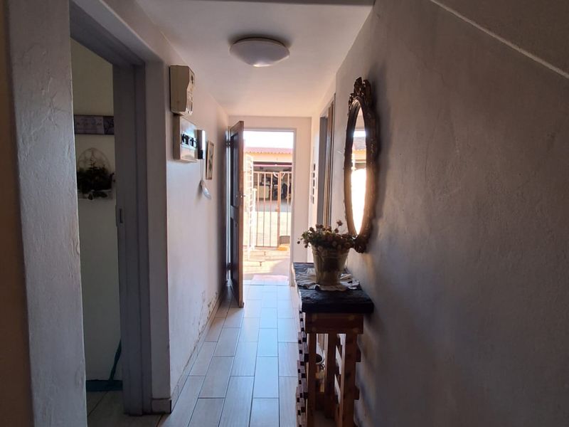 2 Bedroom Townhouse in close knit community. Three River - Photo 5