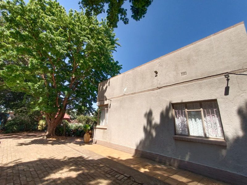 !Lovely, Captivating!  !A Place to Hang your Heart! - Photo 4