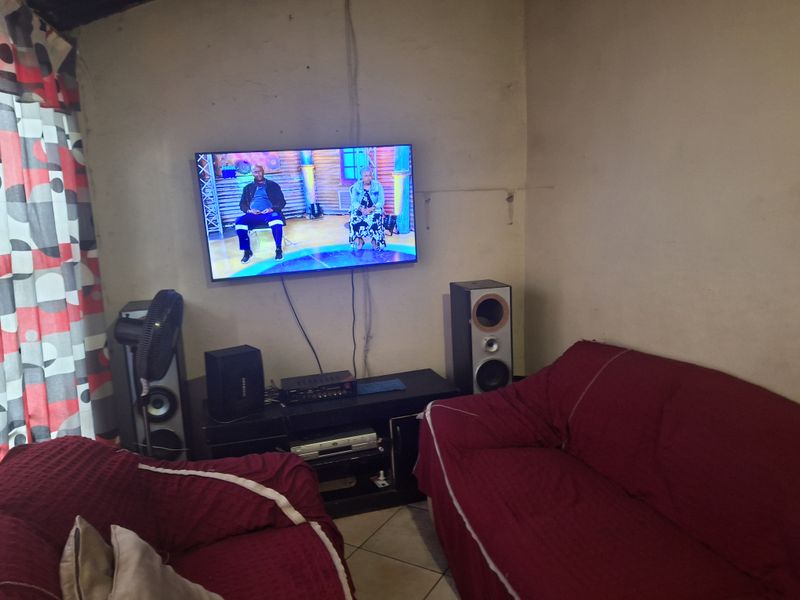1-Bedroom RDP House for Sale in Klipfontein View - Photo 7