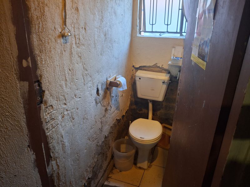 1-Bedroom RDP House for Sale in Klipfontein View - Photo 6