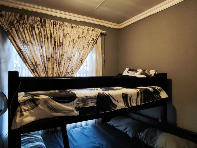 Modern 3-Bedroom Family Home for Sale in Dawn Park Ext 42, Boksburg - Photo 8