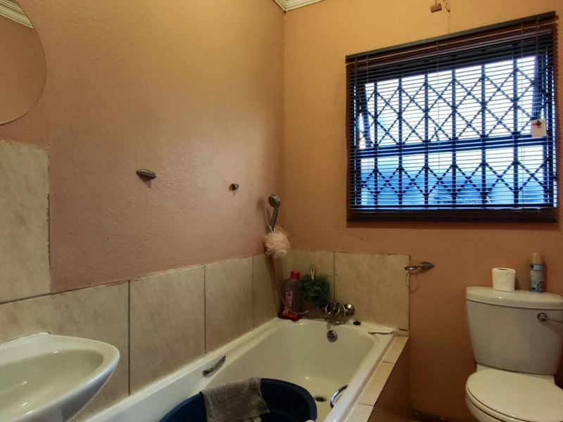 Modern 3-Bedroom Family Home for Sale in Dawn Park Ext 42, Boksburg - Photo 6