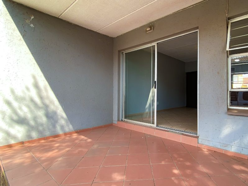 Discover Your Ideal Home at Rothchild Manor, Roodepoort - Photo 8