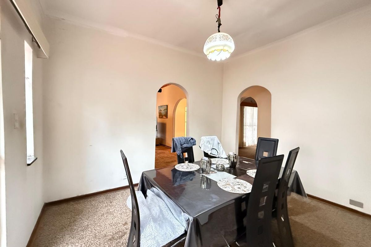 Spacious 4 Bedroom Family Home - Photo 5