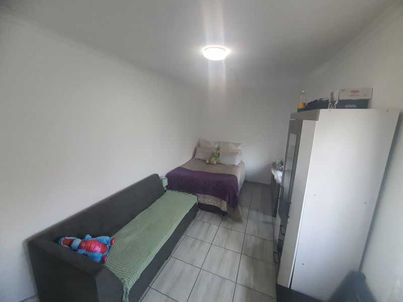 Modern Double- Storey Home in Secure Estate in Brakpan North - Photo 8