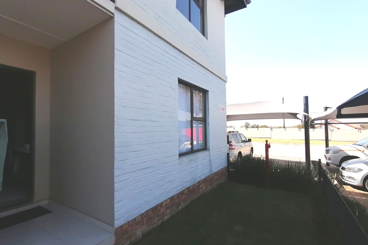 2 Bedroom Apartment in Norton Park - Photo 5