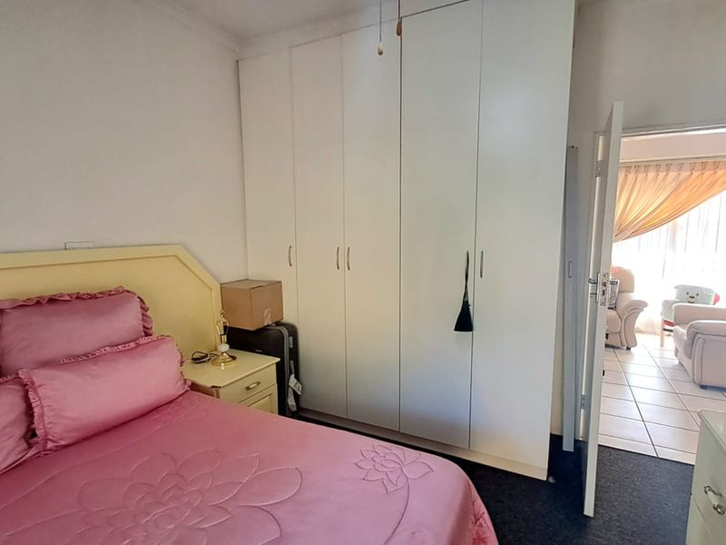 MODERN BACHELOR COTTAGE TO RENT – ARCON PARK - Photo 9