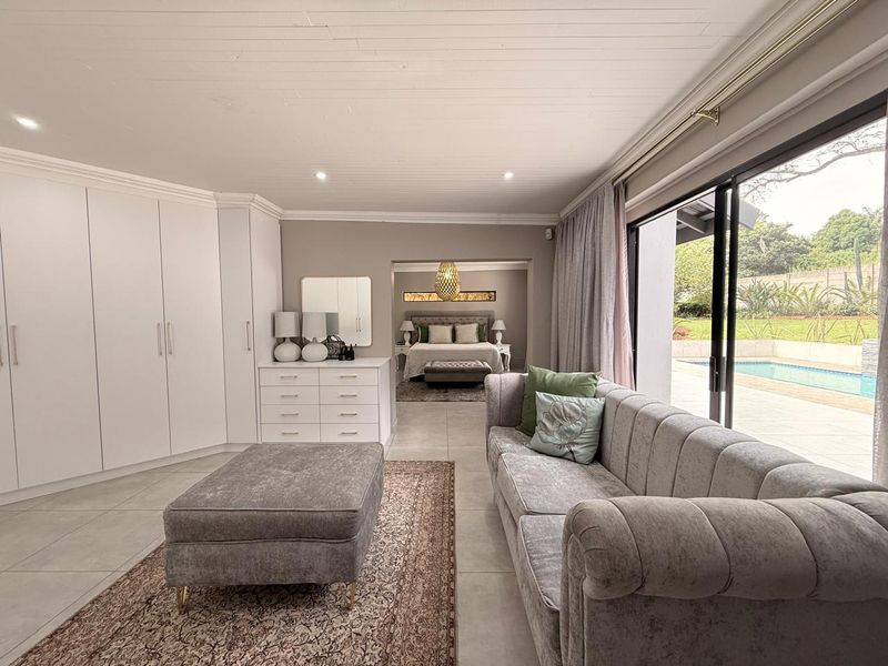 Newly Renovated Modern Luxurious Home Upper Hutten Heights - Photo 3