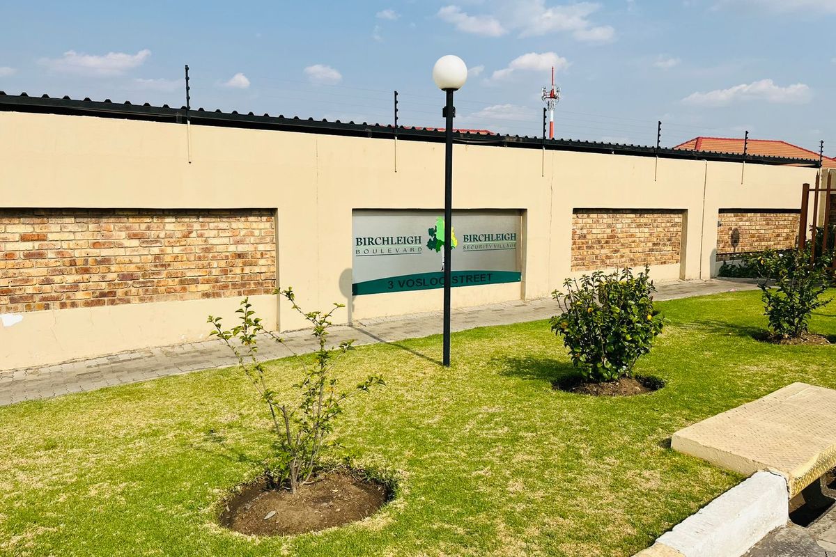 Apartment Rental Monthly In Kempton Park - Photo 3