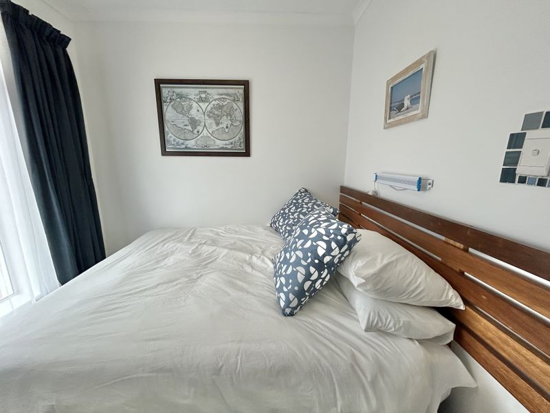 Marina Martinique Apartment with Sea Views & Pool Access - Walk to the beach - Photo 8