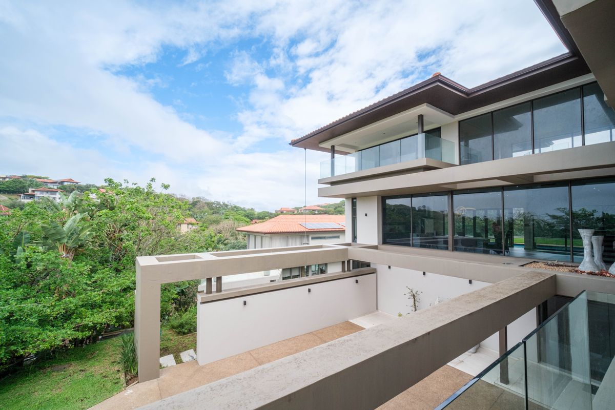 Modern Architectural Masterpiece with Ocean Views - Photo 4