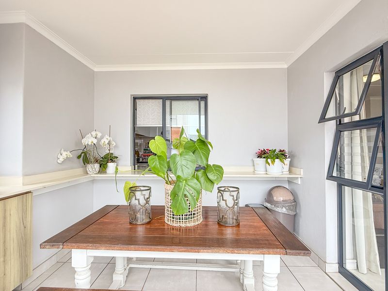 Super Neat Unit in Ballito Hills - Photo 10