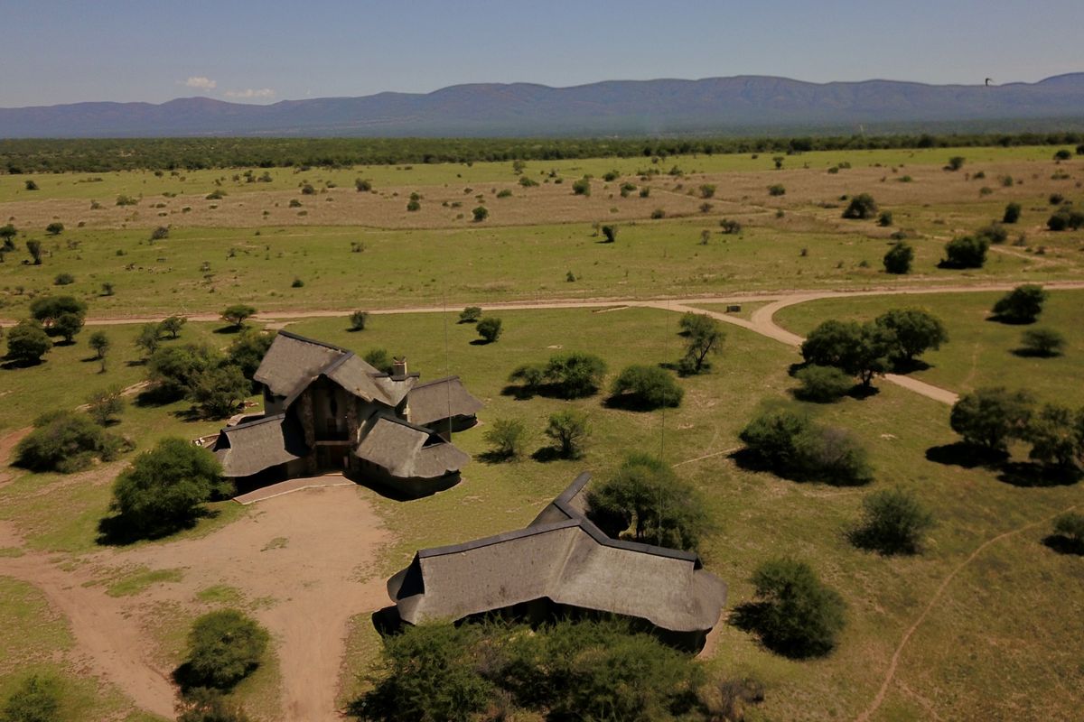 African Dream House for sale at Zebula Golf Estate & Spa - Photo 3