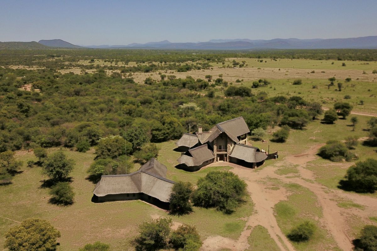 African Dream House for sale at Zebula Golf Estate & Spa - Photo 2