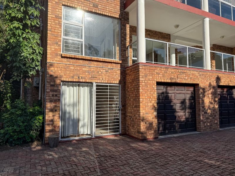 Fully furnished studio unit - Photo 6