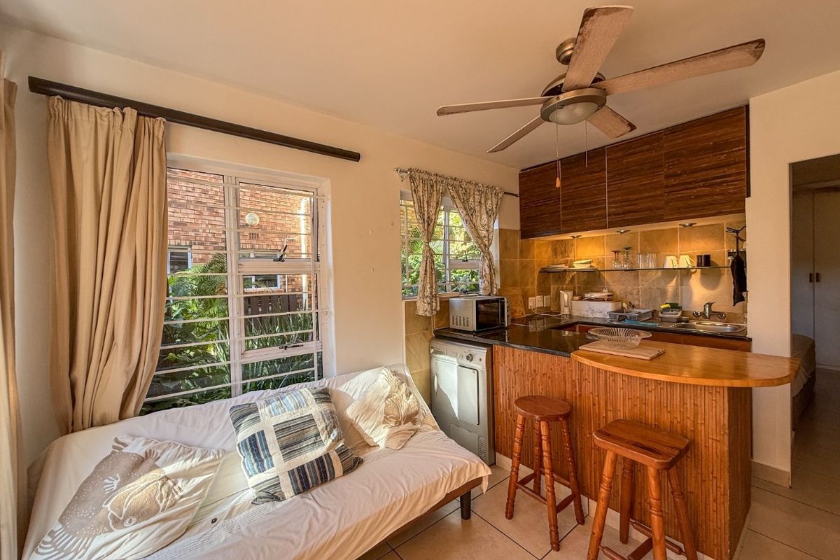Fully furnished studio unit - Photo 2