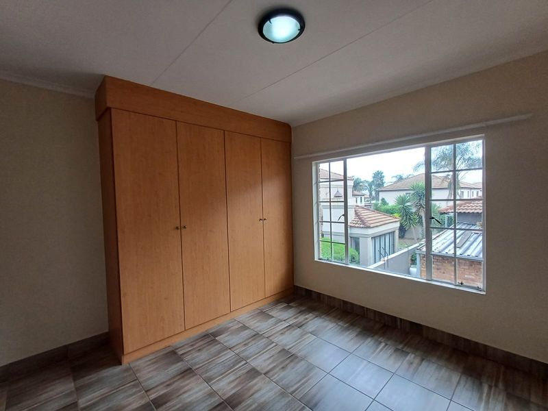 Spacious apartment up for grabs! - Photo 8