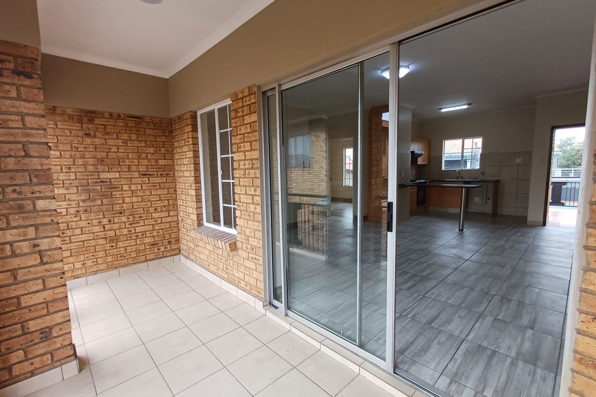 Spacious apartment up for grabs! - Photo 2