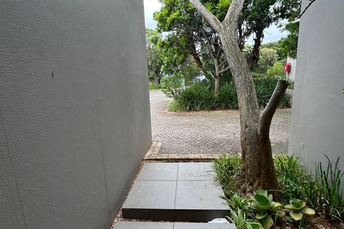 Modern Townhouse with Spectacular Sea Views in Zimbali Estate, Ballito - Photo 3