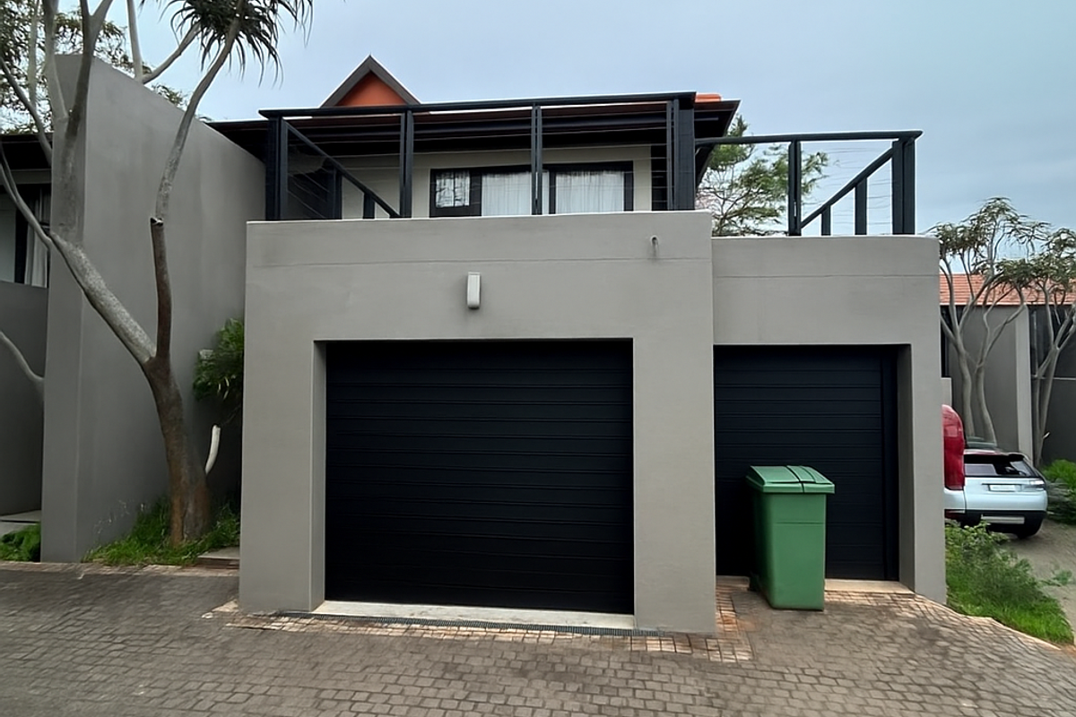 Modern Townhouse with Spectacular Sea Views in Zimbali Estate, Ballito - Photo 2