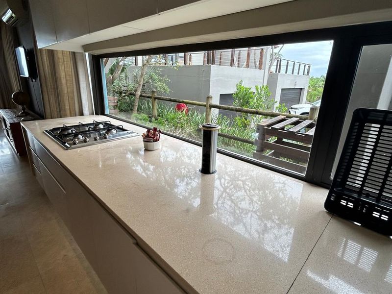 Modern Furnished Townhouse with Spectacular Sea Views – Zimbali Estate, Ballito - Photo 8