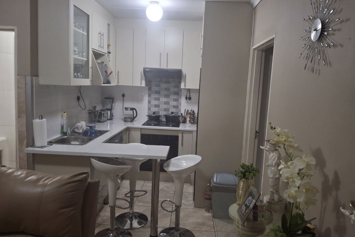 Modern 2-Bedroom Apartment for Sale -Friendship Town - Photo 5