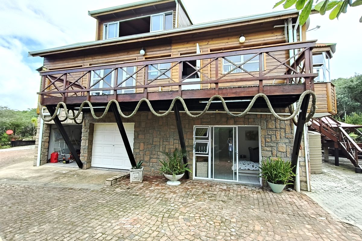 Multi- level home in the Gamoos - Photo 3