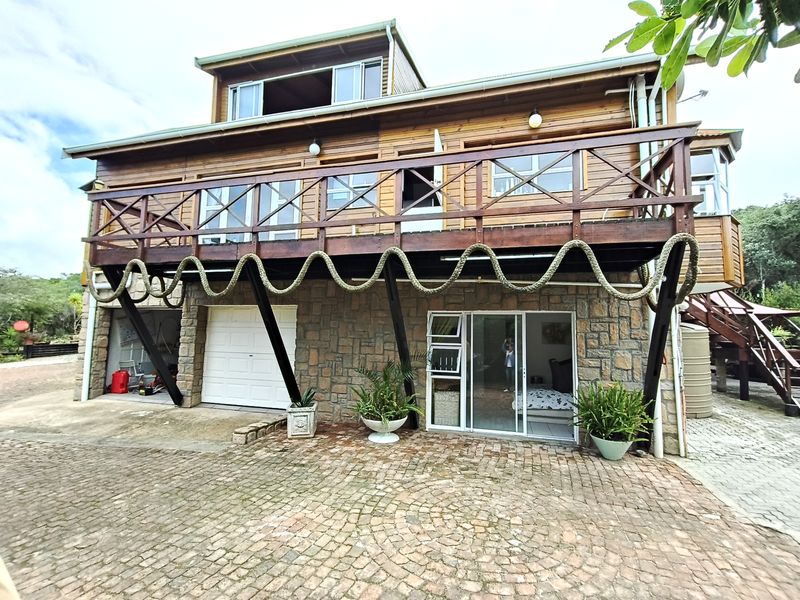 Multi- level home in the Gamoos - Photo 3