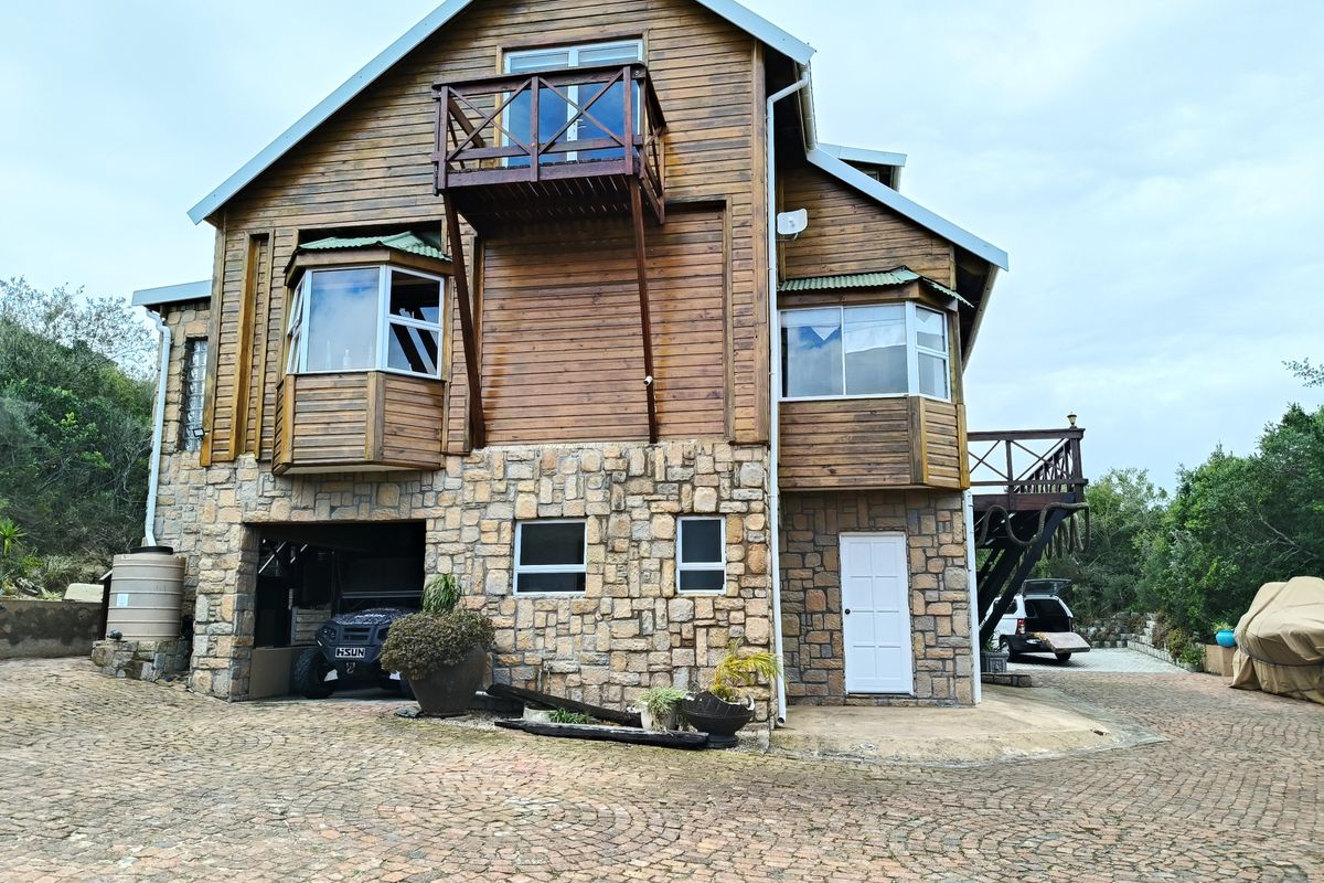 Multi- level home in the Gamoos - Photo 2