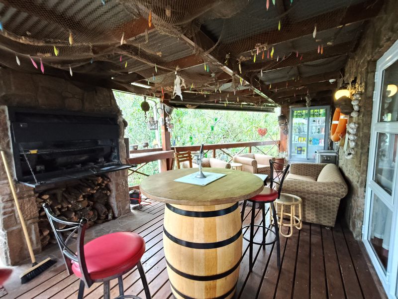 Multi- level home in the Gamoos - Photo 10