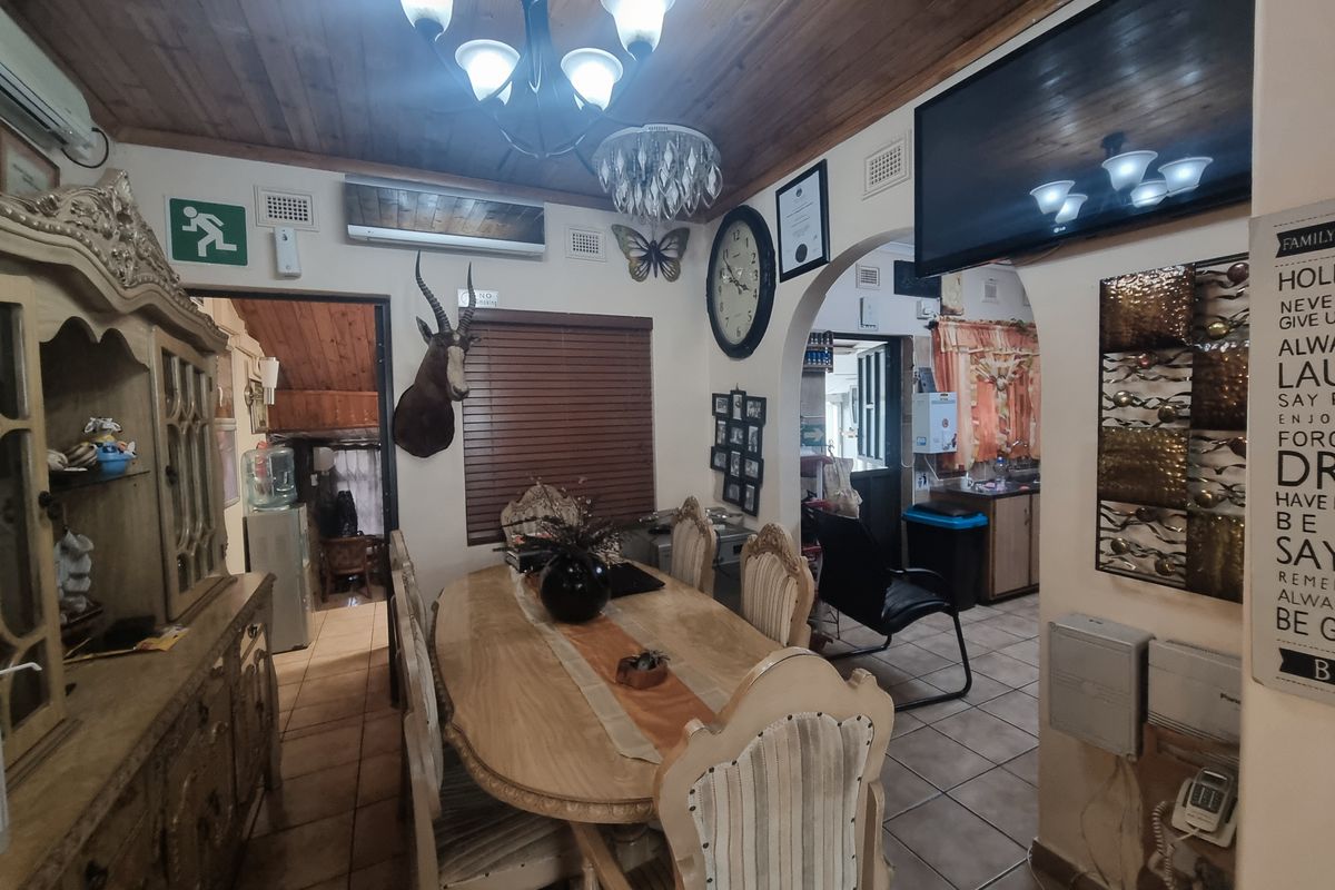 Beautiful house for sale - Photo 5