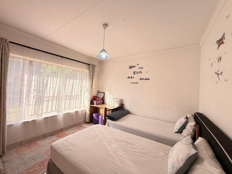 3 Bedroom Family Home in Pioneer Park Newcastle - Photo 8