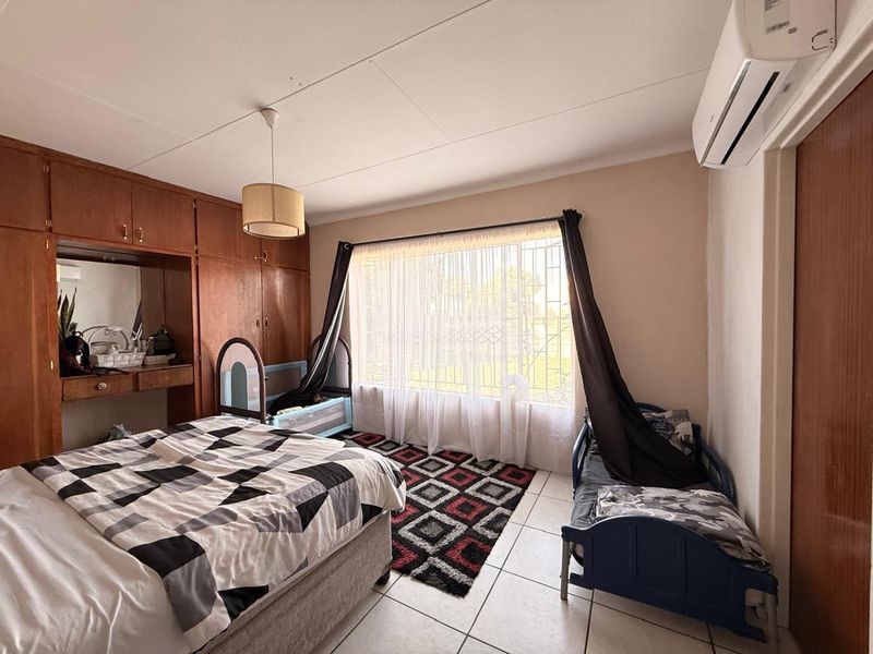 3 Bedroom Family Home in Pioneer Park Newcastle - Photo 5