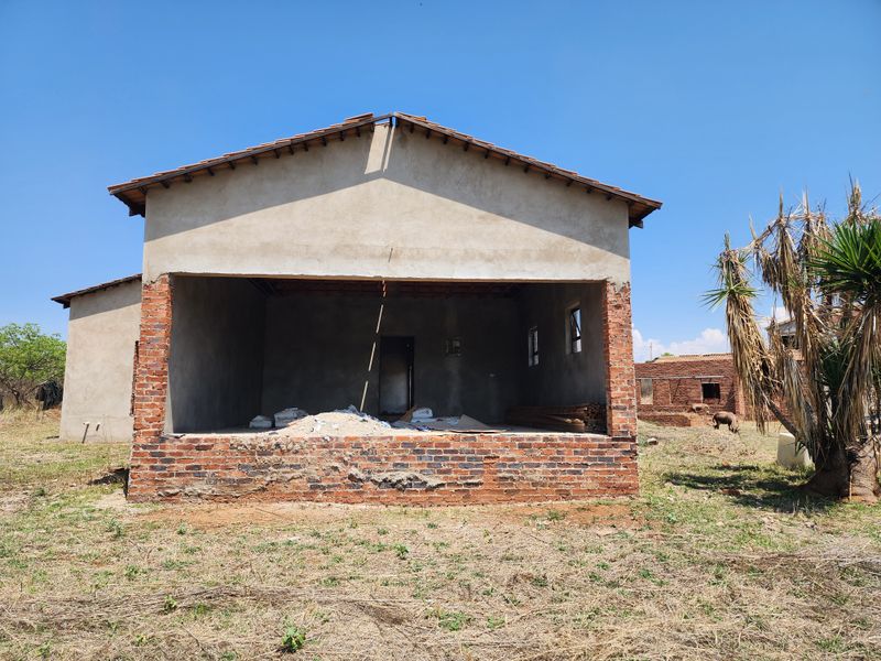 2 Incomplete Dream Homes for Sale in Broadlands Estate - Photo 4