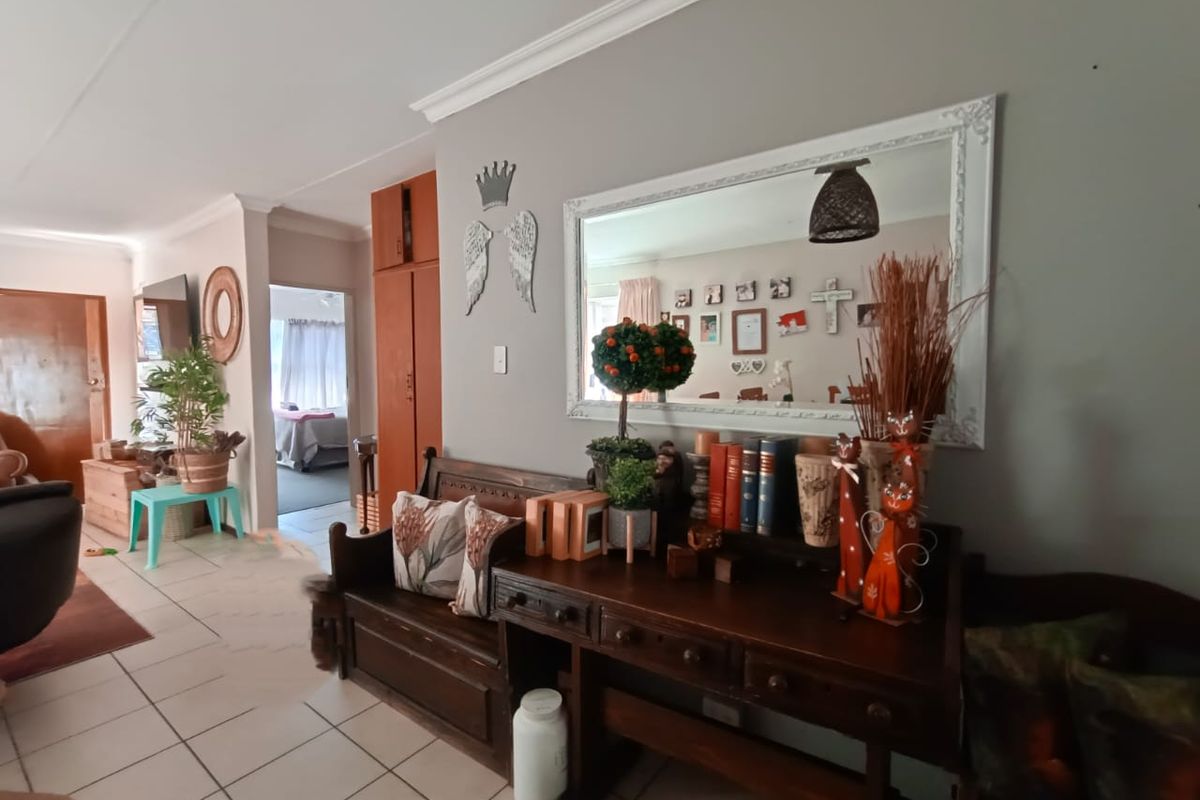 !Stunning Flat In Proper Area!  !Peaceful and Quiet! - Photo 4