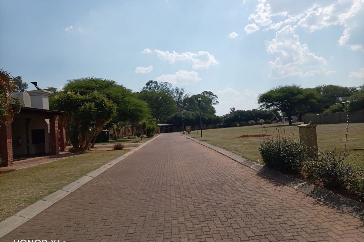 Townhouse for Sale – Quiet Area of Bela Bela - Photo 5