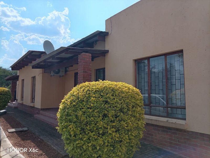 Townhouse for Sale – Quiet Area of Bela Bela - Photo 6