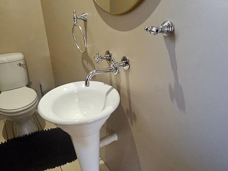 Come and view this stunning property, neat and modern. Move in ready - Photo 6