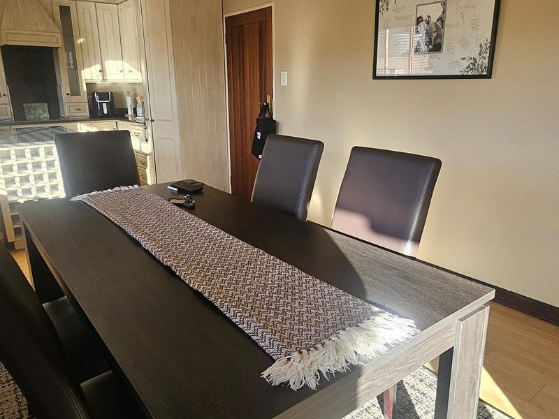 Come and view this stunning property, neat and modern. Move in ready - Photo 10