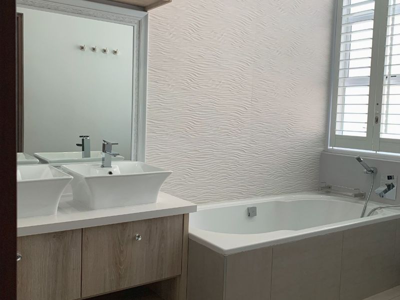 Beautiful family home to let in a prime area in Sasolburg, FULLY FURNISHED - Photo 2