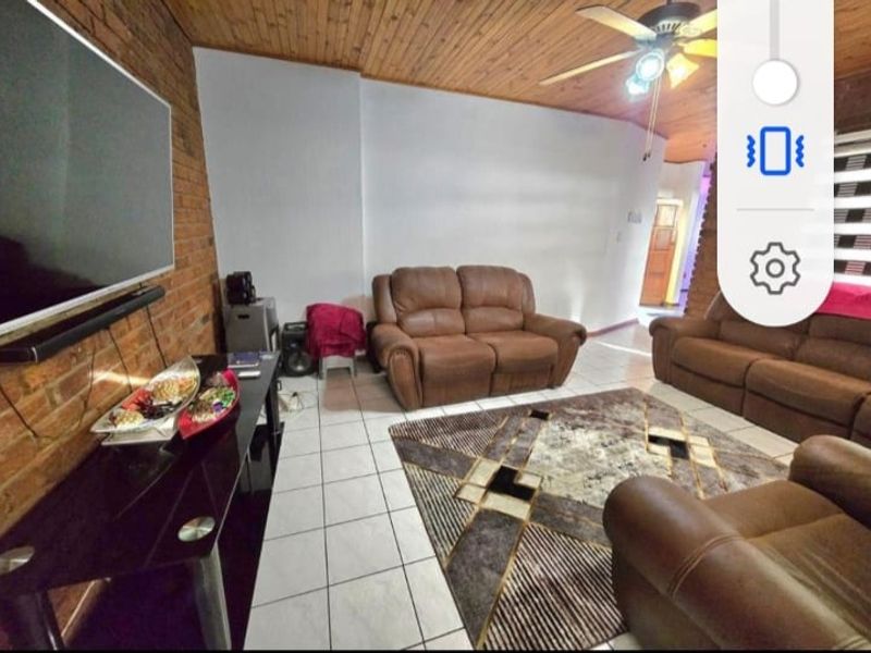 Ground floor 3bedroom in Ferndale - Photo 3