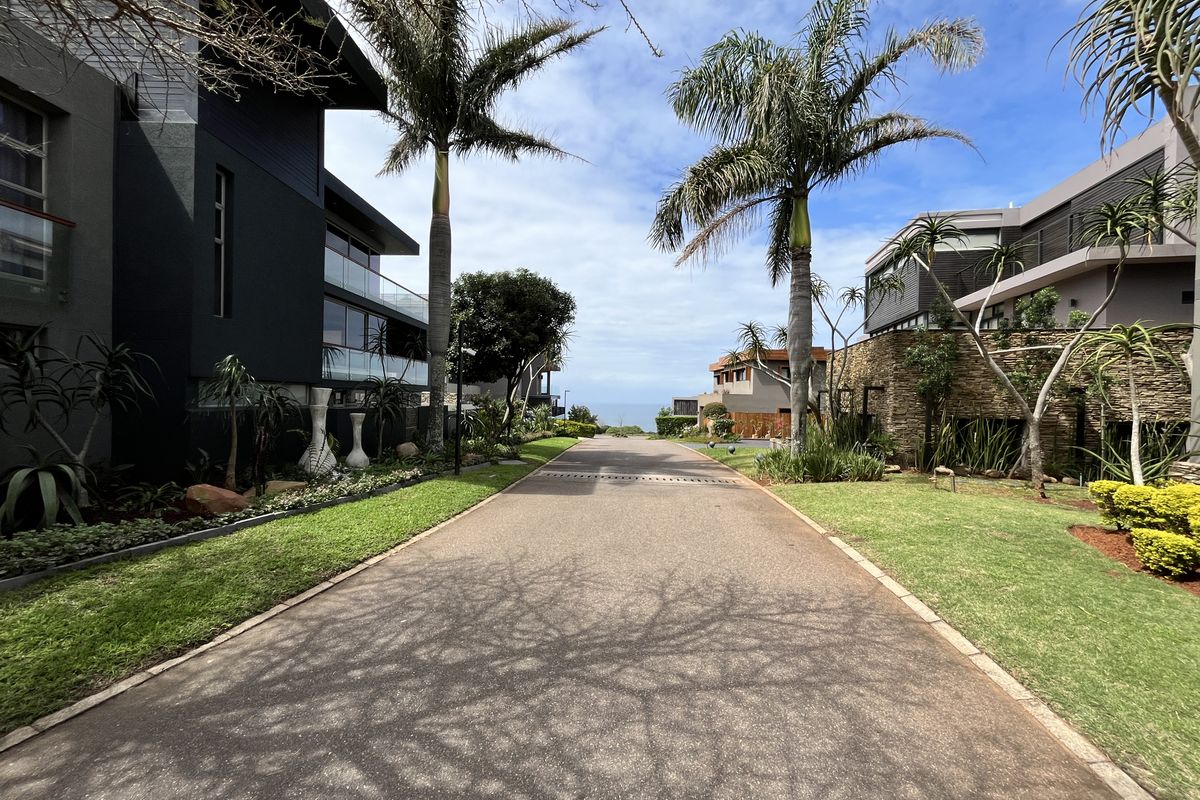 Two Adjacent Plots for Sale in The Executive Estate - Photo 3